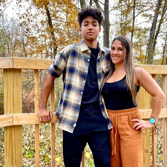 Meet your Posher, Erica - Picture 2 of 14